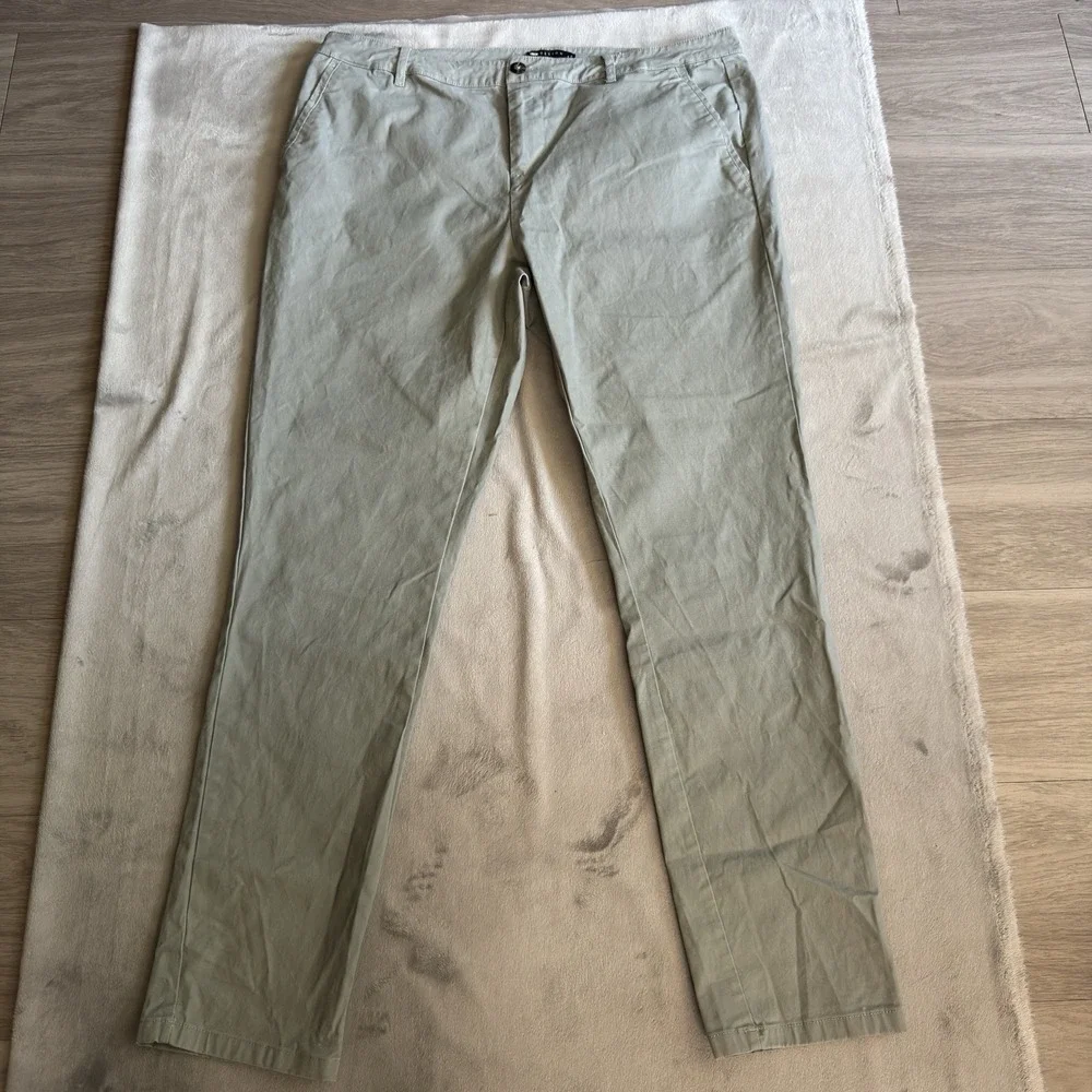 ASOS Design Men's Chino Pants W38 L32 Sage Green Straight Leg